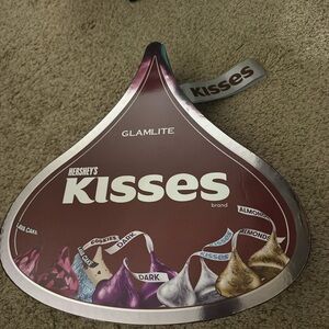 Glamlite x Hershey’s Kisses Collection PR Box